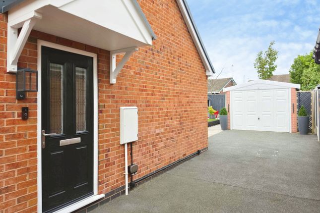 10, Turners Pasture, Cheadle photo 2