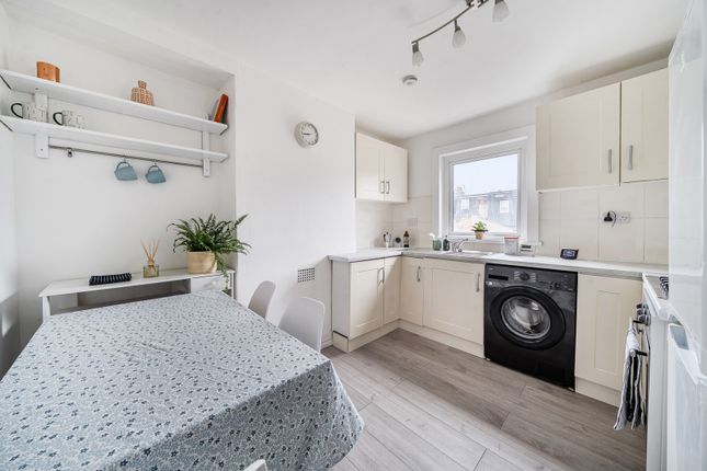 22A, Bedford Road, London photo 2