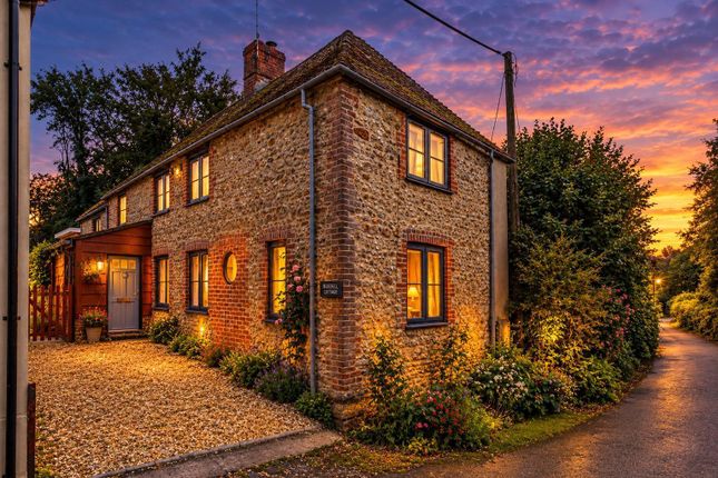 3-bed detached on Bluebell Cottage, Henley, Dorchester, £525,000