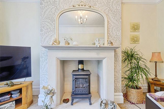 50, Skipton Road, Barnoldswick photo 3