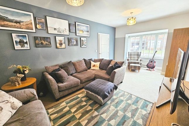 49, Merganser Crescent, Cramlington photo 2