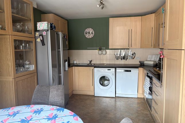 7, Mallard Mews, Basildon photo 4
