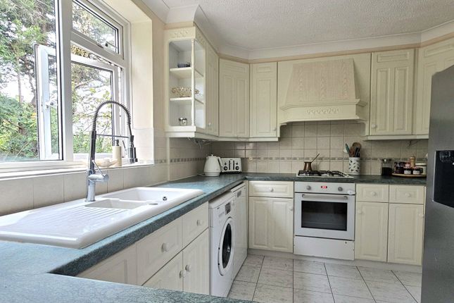 116, St. Michaels Road, Surrey photo 3