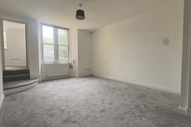 Flat 2, 1, Park Place, Weston-super-Mare photo 4