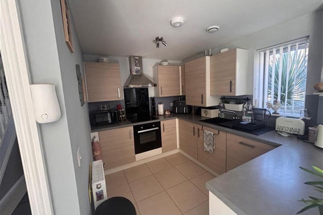 Spinel Close, Sittingbourne photo 3