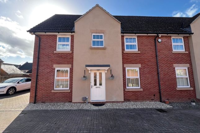 5, Hull Road, Swindon photo 2