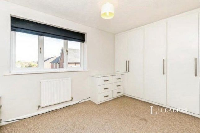 2, Heron Close, Loughborough photo 5