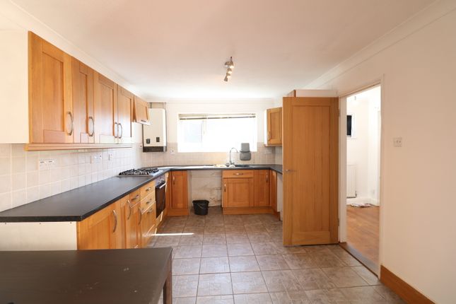 14, Southbourne, Ashford photo 2