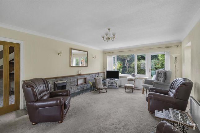 9, Havergal Close, Swansea photo 2