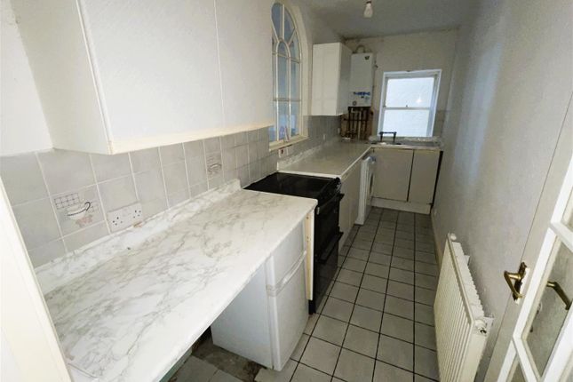 Flat 1 Westonia, 9 Park Place, Weston-Super-Mare photo 4