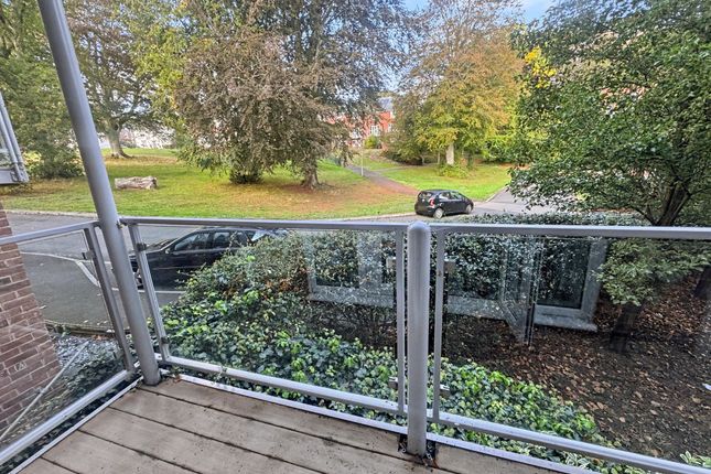 5 Furze House Furze Court, Exeter photo 4