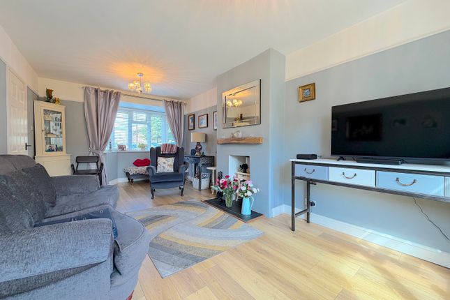 26, Castlebridge Road, Wolverhampton photo 3
