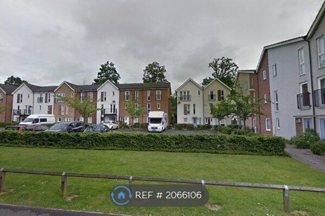 Room to rent in Vulcan Drive, Bracknell