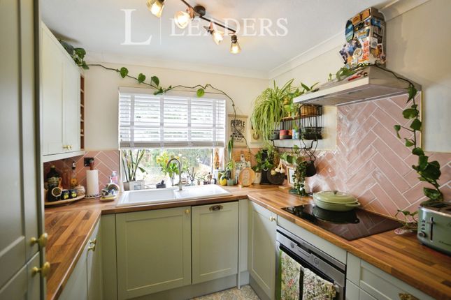 26, Gardeners, Chelmsford photo 4