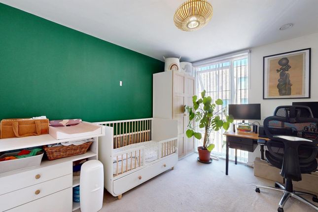 2 Bedroom For Sale At Mahindra Way, Beckton, E6 By