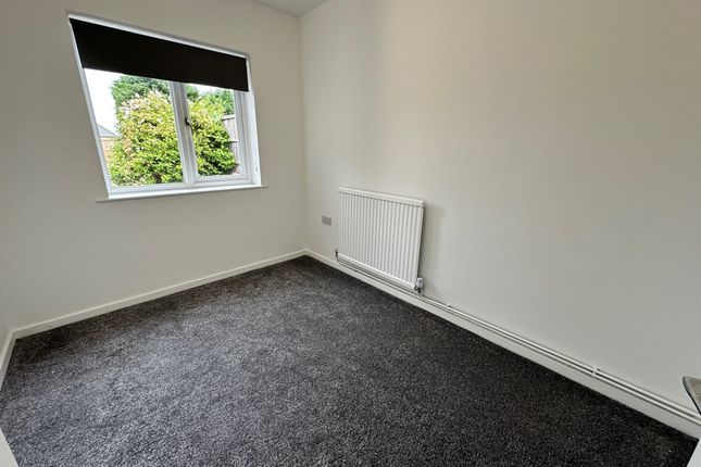 Bungalow to rent in Guntons Road, Newborough, Peterborough