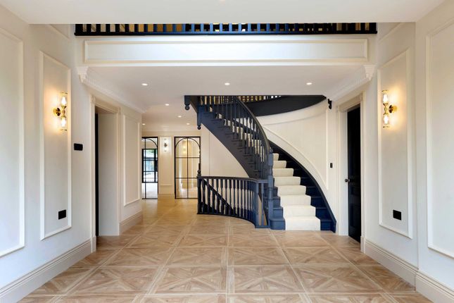 Hadley Grange,, Jordans Way, Beaconsfield photo 4