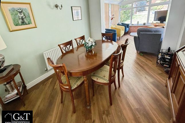 8 Hillside, Wolverhampton photo 4