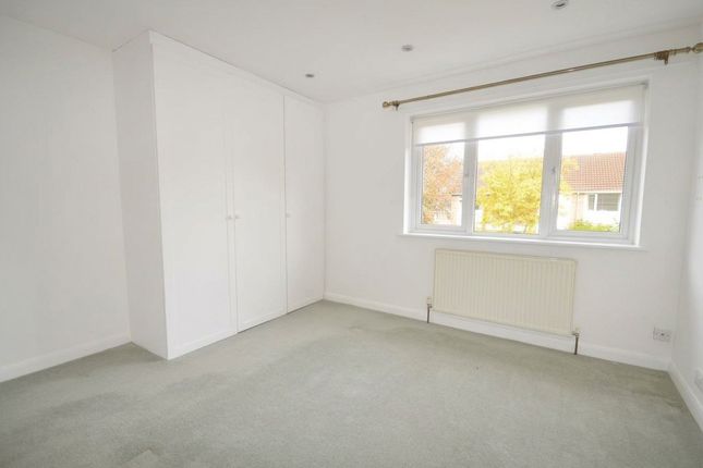 61 Rothschild Avenue, Aylesbury photo 4