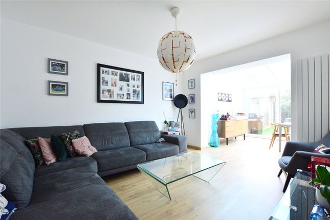 47, Merriman Road, London photo 2