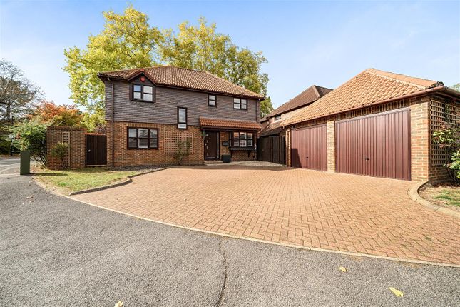 4-bed detached on Highgrove Park, Maidenhead, £900,000