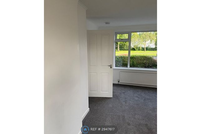 Warout Road, Glenrothes photo 3
