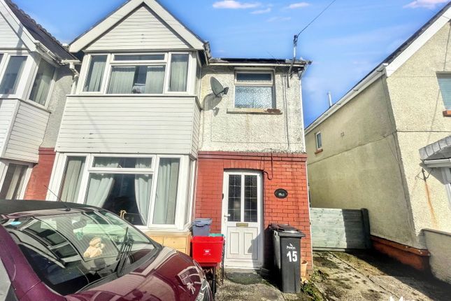 3-bed house on 15, Wind Road, Swansea, £100,000