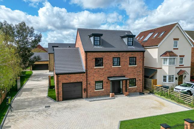 Thumbnail Detached house for sale in Lakeside Mews, Bedford Road, Wilstead, Beds