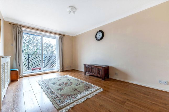 Flat for sale in Widmore Road, Bromley