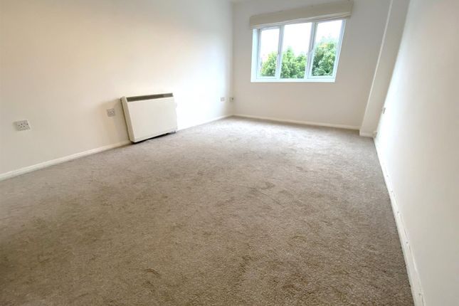Lapwing Court, 2,Flat 16, Eagle Drive, London photo 2