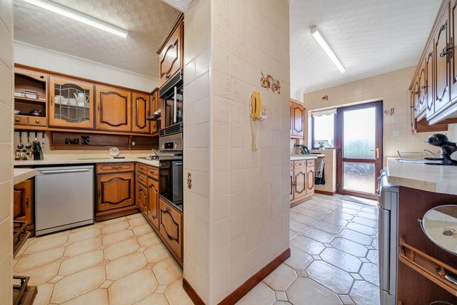 77, Coombfield Drive, Kent photo 3