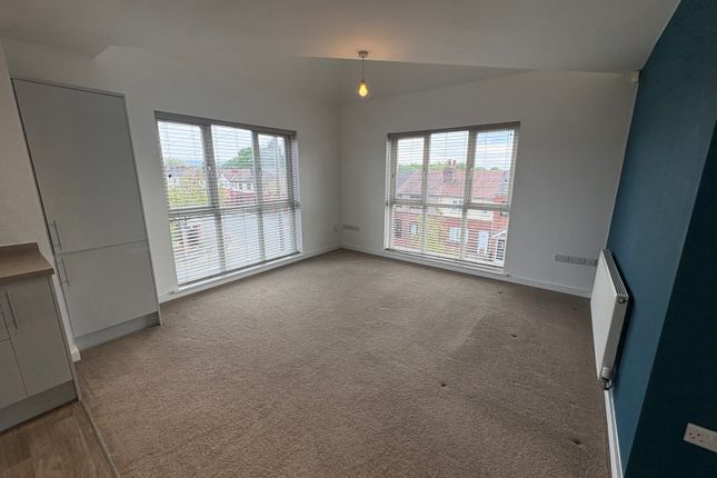 19, Woodvale, Bolton photo 4