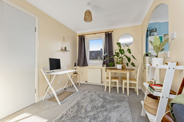 127, South Gyle Mains, South Gyle, Edinburgh photo 4