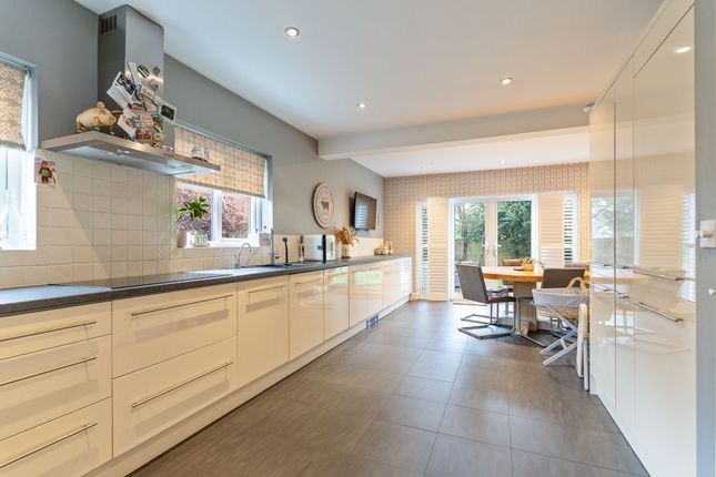 2 Cambrian Grove, Cardiff photo 3