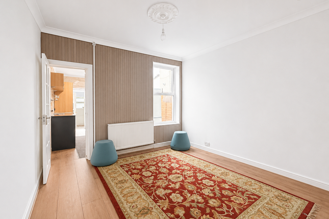 29, Beech Road, Luton photo 4