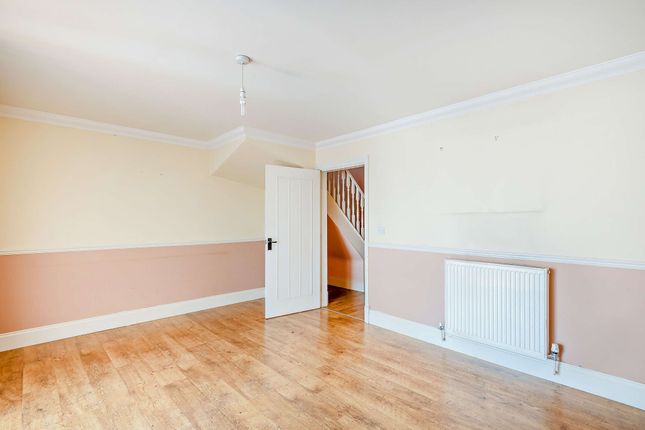 Terraced house for sale in St. Botolphs Gate, Saxilby, Lincoln