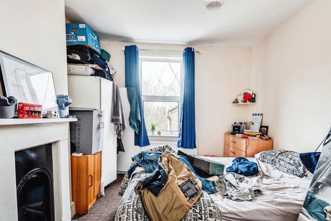 Terraced house for sale in Crown Street, Oxford