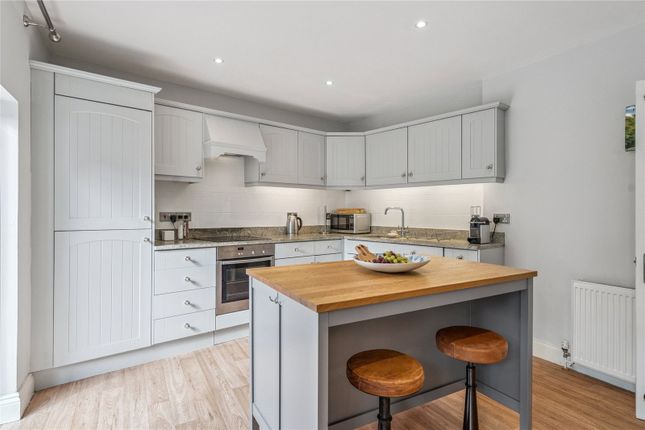 Hill Cottage,, Henley Road, Marlow photo 3