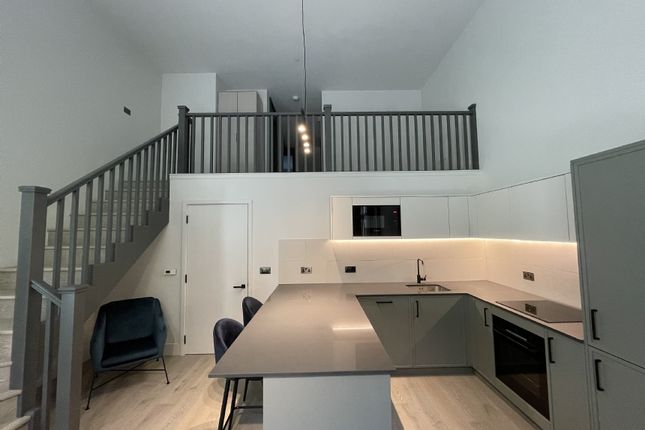 Thumbnail Flat to rent in Windsor Square, Royal Arsenal Riverside, London