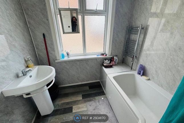 B Humbledon Park, Sunderland photo 5