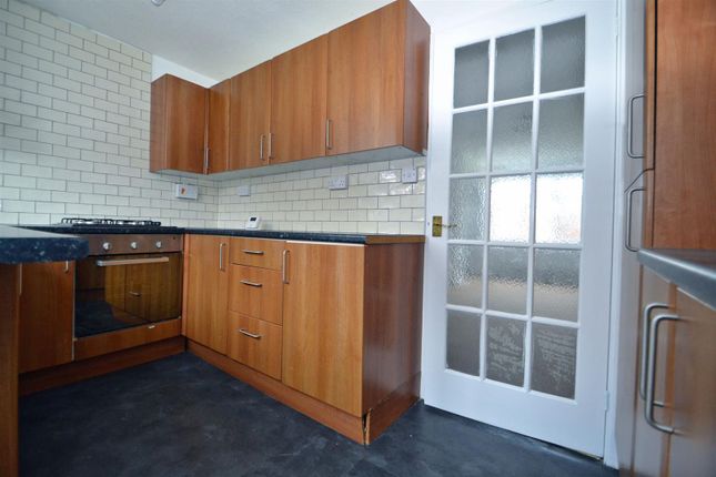 Hayward Close, Clevedon photo 4