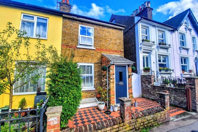 2-bed house on 15, Langdon Street, Tring, £1,675/mo