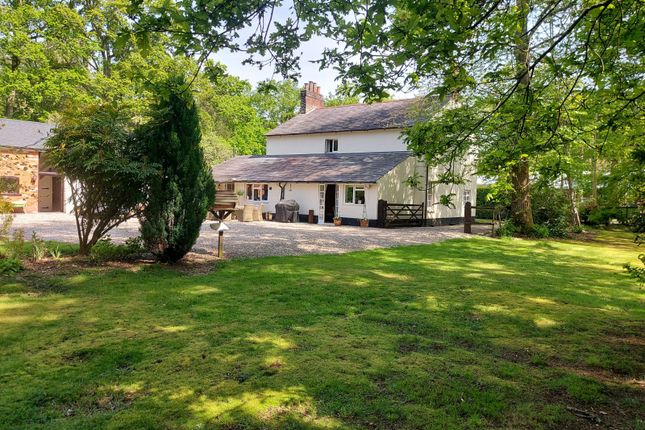 Detached house for sale in Brimpton Road, Baughurst, Tadley, Hampshire