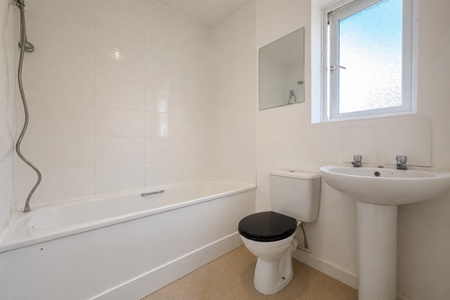 44, Waldon Gardens, West End photo 4