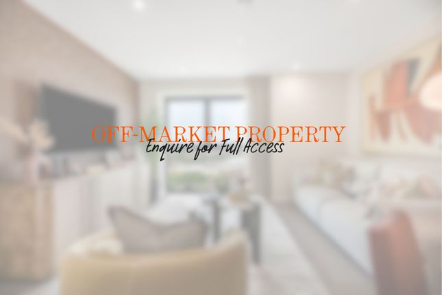 2-bed flat on Off 2 Bed, Alexandra Gate, Hornsey, £550,000