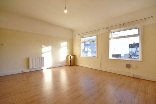 Thumbnail Flat to rent in Walsgrave Road, Coventry