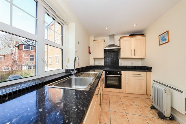 Apartment 11, Tettenhall Gate, Haden Hill, Wolverhampton photo 2