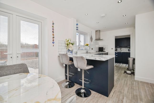 9, Forest Avenue, Hartlepool photo 4