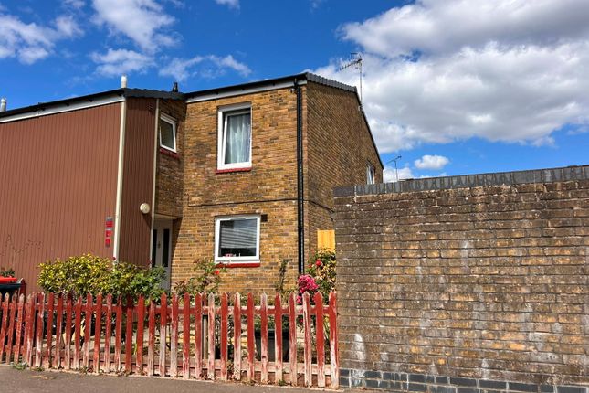 3-bed house on 6, Crawley, £1,850/mo