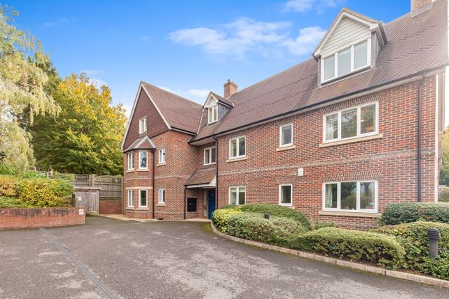 2-bed flat on 1 Woodfield, Dean Court Road, Oxford, £1,750/mo